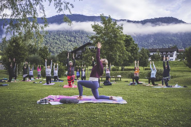 Yoga sul lago Thiersee